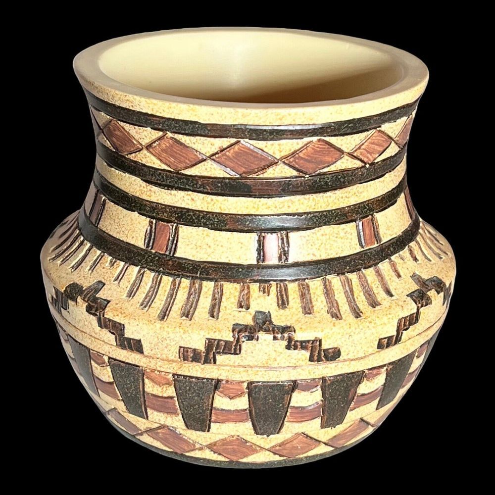 Aztec Design carved segmented hand painted vase Made in India 4" tall and wide - Picture 2 of 13